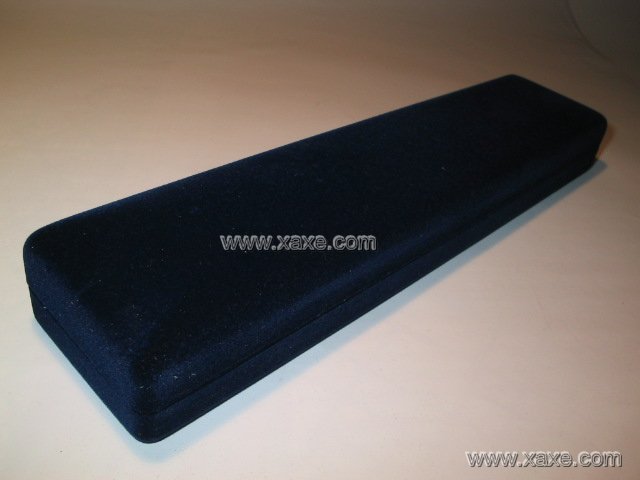 blue rectangular velvet jewlery box