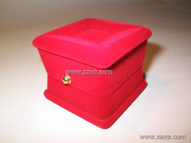 red velvet jewelry box