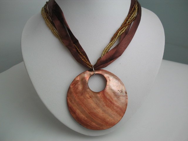 Big golden brown color MOP Pendant in strands