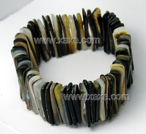 Lovely black shell bracelet