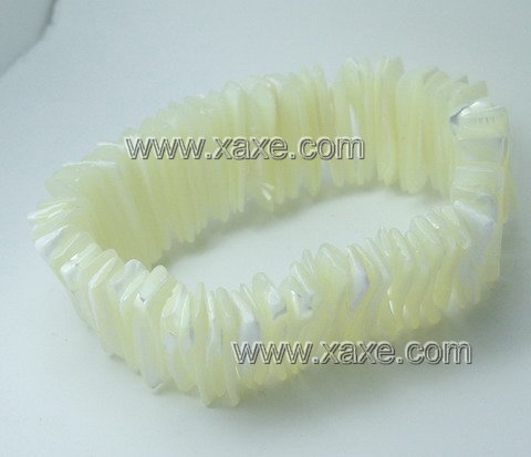Lovely white shell rectangular bracelet