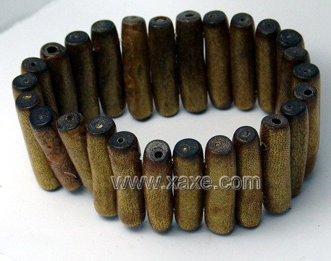 Lovely golden sponge coral bracelet