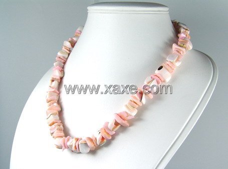Lovely shell necklace c