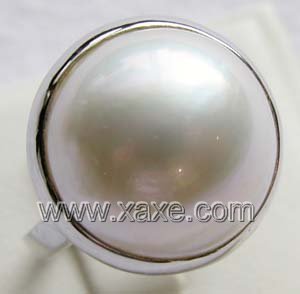 Luxurious 17mm white mabe pearl ring 14K