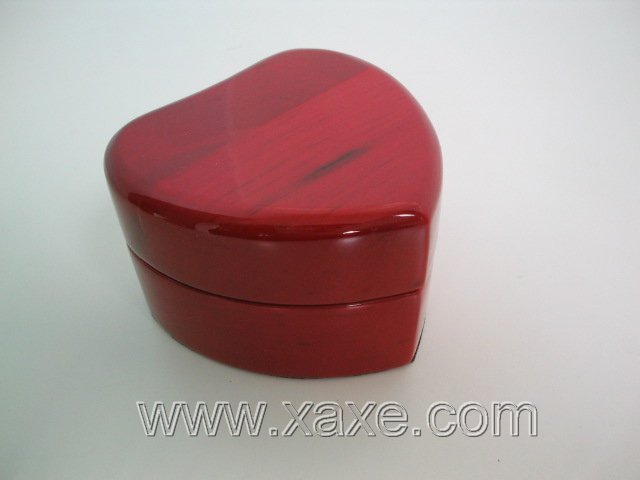 Red rose wood heart shape box