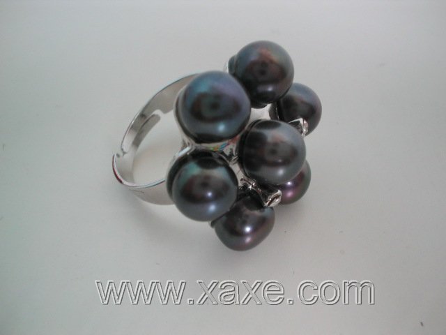 Flower 7pcs freshwater pearl ring - black