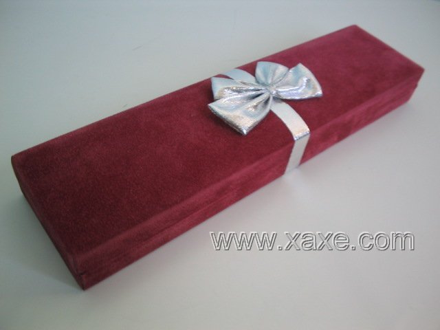 Red Velvet Silver Ribbon Jewelry Box