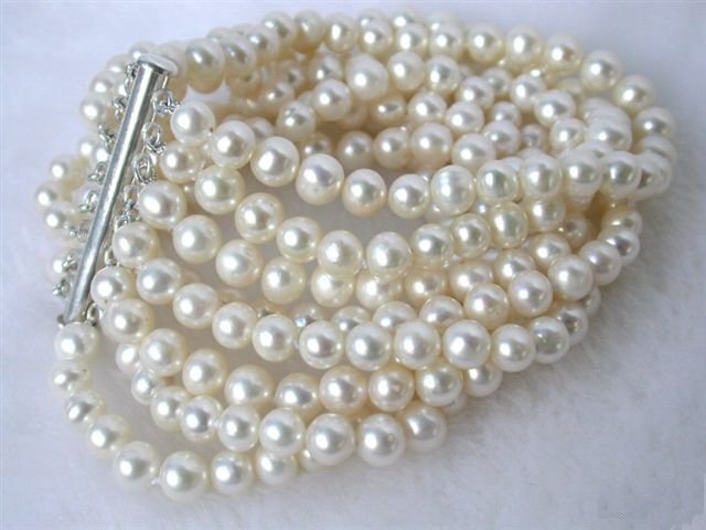 8 strands white pearl bracelet