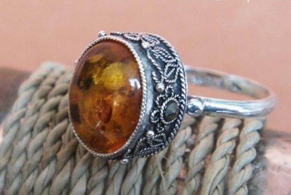 Vintage round amber ring sterling silver