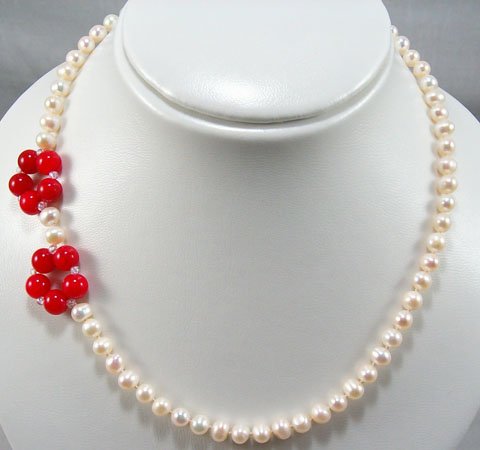17'' white pearl and coral bead flower necklace