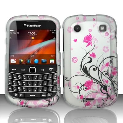Hard Rubber Feel Design Case for Blackberry Bold Touch 9900/9930 - Pink Garden