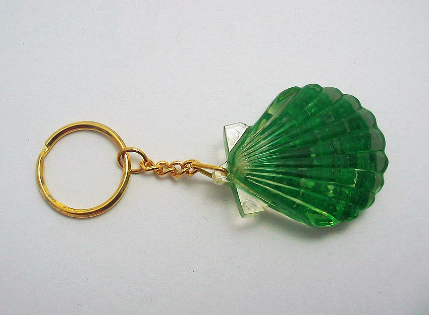 shell shape natural gemstone keychain