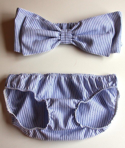 bikini con lazo grande alfrente