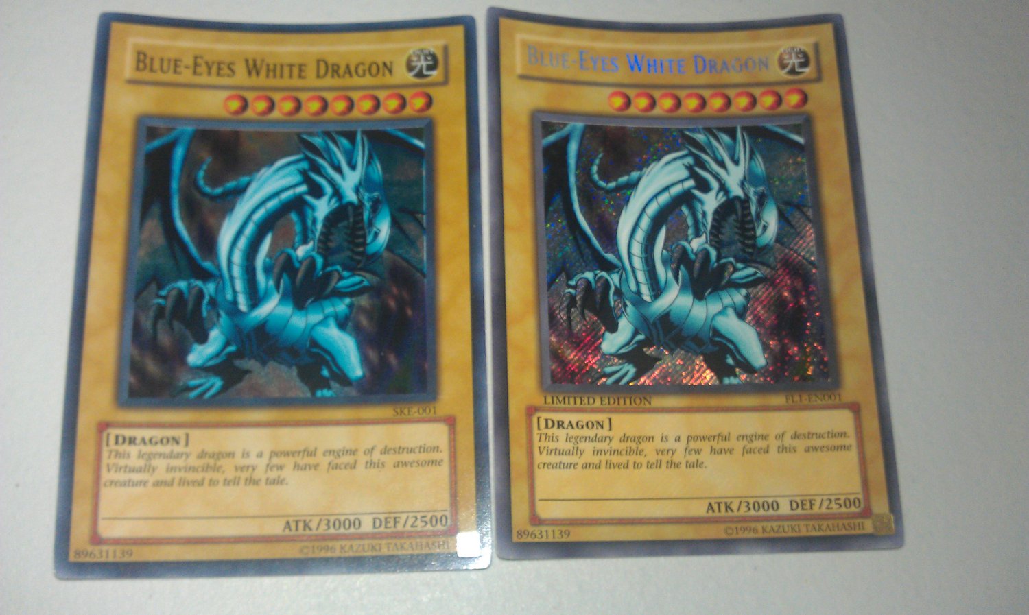 Blue Eyes White Dragon Limited Edition y Regular Brillante!