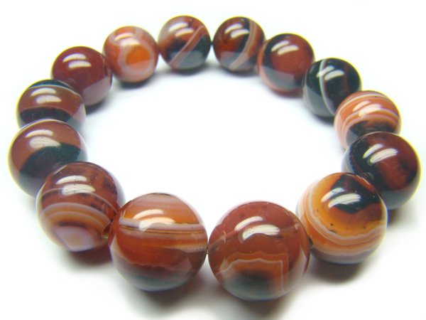 BAGROS1318X Dark Red Agate Round Shape 14mm Bracelet