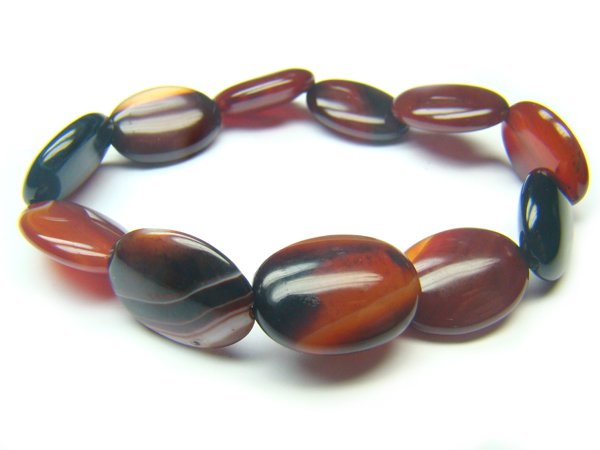 BAGRSS0812X Dark Red Agate Oval Shape 13x18mm Bracelet