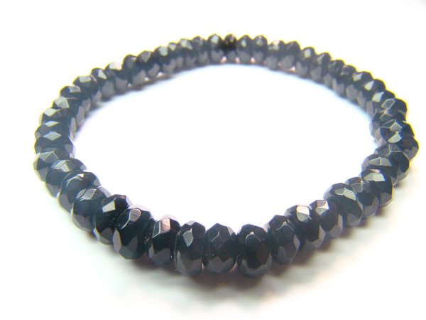 BONXDO0308X Onyx Donut Shape 4x6mm Cut Bracelet