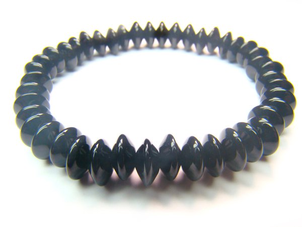 BONXDO0408C Onyx Donut Shape 3x8mm Bracelet