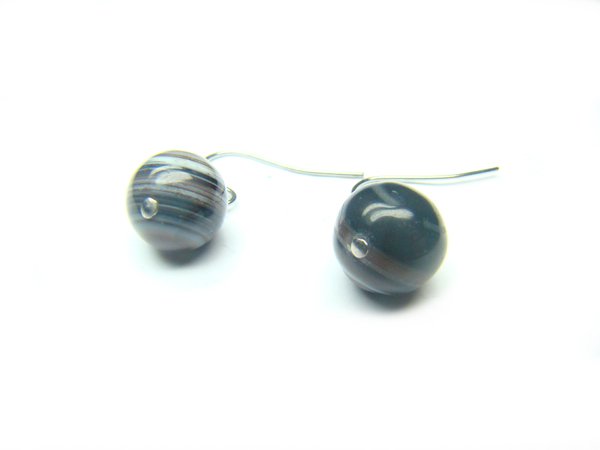 EBOTRS0800X Black & White Agate Round Shape 10mm Earrings