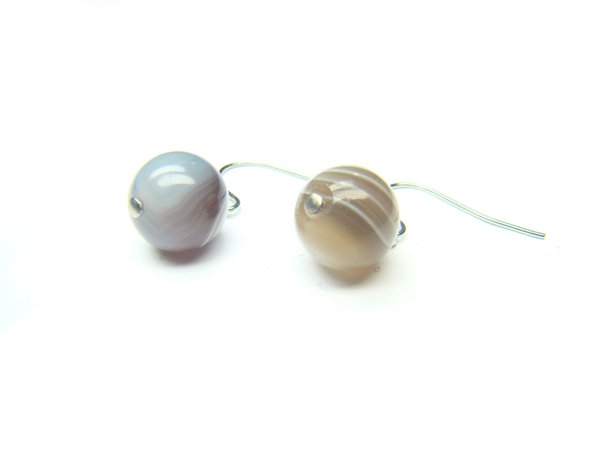 EONXRS0600X Botswana Agate Round Shape 10mm Earrings
