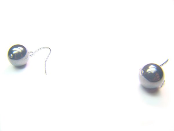 EHEXRE0508X Hematite Round Shape 10mm Earrings