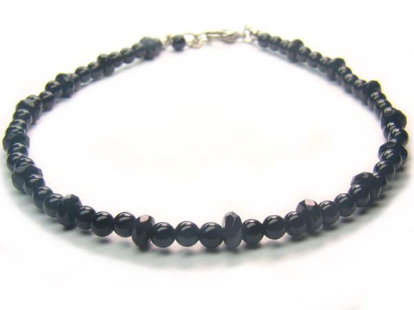 AA216F Onyx Anklet