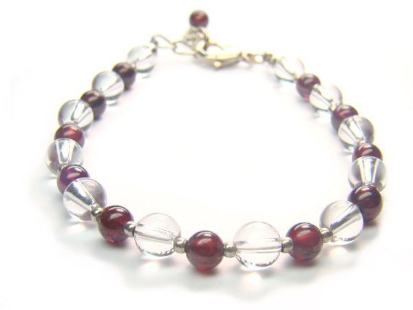 BB81F Garnet Clear Quartz Bracelet