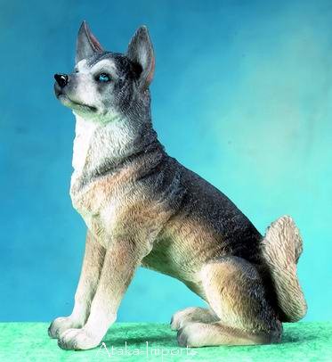 SIBERIAN HUSKY DOG FIGURINE (4578)