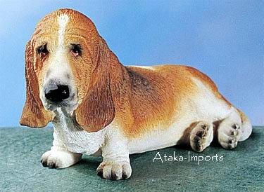 BASSET HOUND DOG FIGURINE (4864)