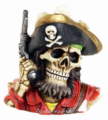 PIRATE w GUN FIGURINE-BUCCANEER-COOL-BIZARRE-NEAT-HALLOWEEN (6385)