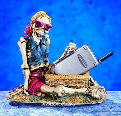 MOBILE PHONE HOLDER W WOMAN SKELETON-FIGURINE-STATUE-BIZARRE-HALLOWEEN (5242)