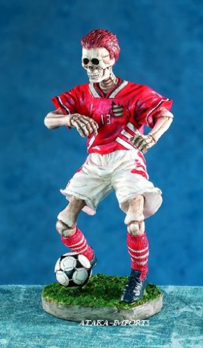 SOCCER SKELETON-FIGURINE-STATUE-SPORT-HALLOWEEN (5605)