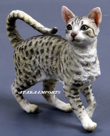 EGYPTIAN MAU CAT FIGURINE (6337s)