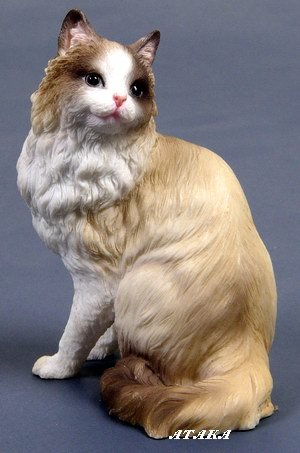 RAGDOLL CAT FIGURINE (6575)