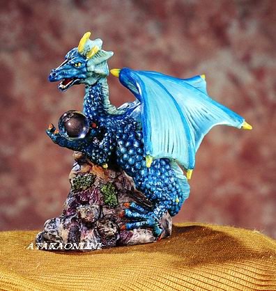 BLUE DRAGON HOLDING ORB-FIGURINE-STATUE (5198s)
