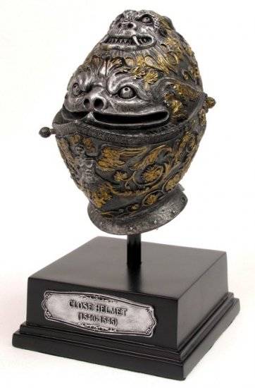KNIGHT HELMET (1540-1545)-FIGURINE-STATUE (6669)