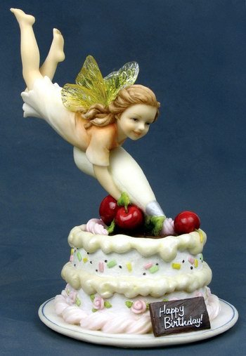 LITTLE BIRTHDAY FAIRY-FIGURINE-STATUE (6779)
