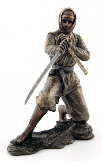 JAPANESE NINJA WARRIOR BRONZE LIKE STATUE-FIGURINE (6877)