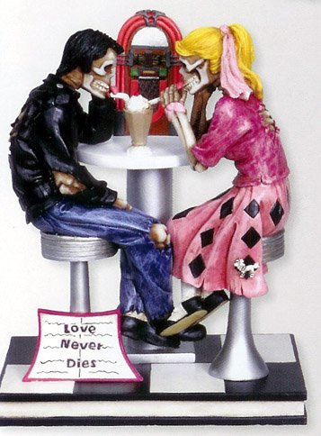 DATING SKULL COUPLE FIGURINE/STATUE CAKE TOPPER (7381S)
