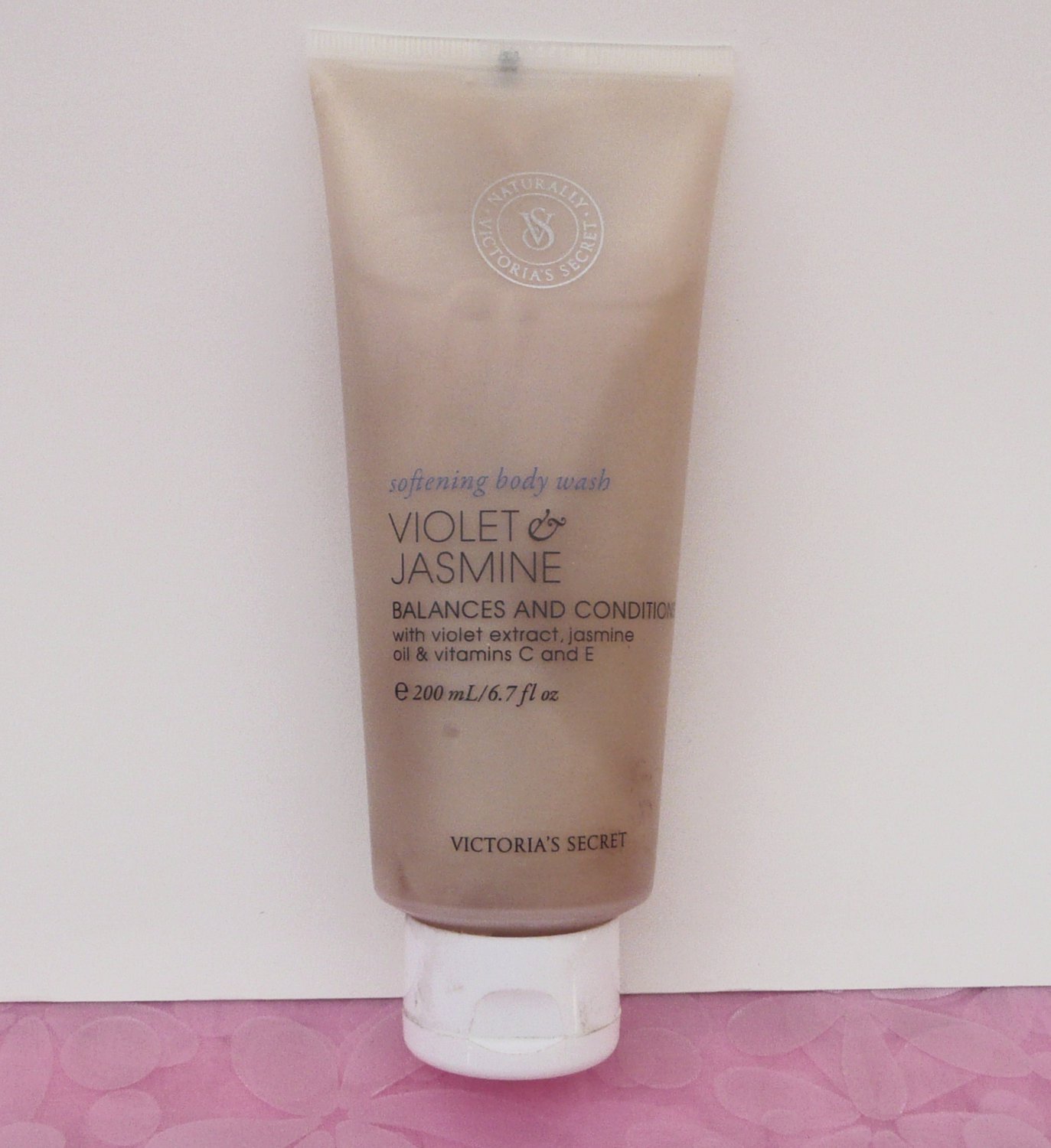 Victoria's Secret Violet & Jasmine Softening Body Wash
