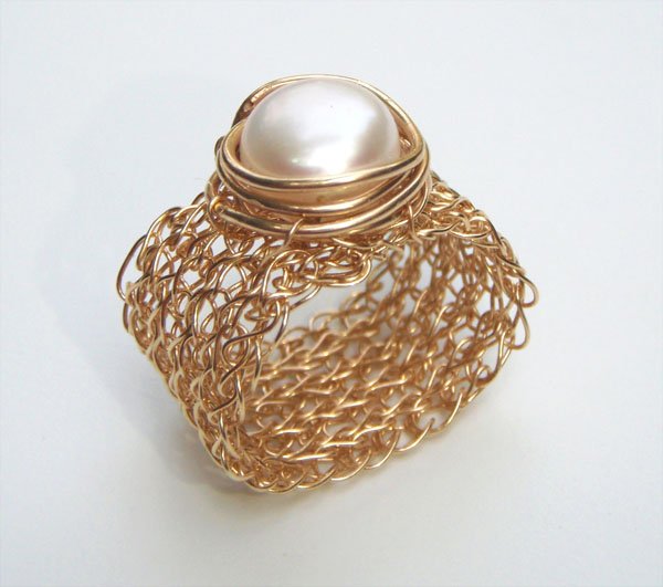 Prestige 14kt Gold filled ring with pearl