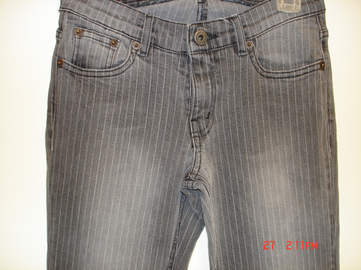 Guess Jeans, Size 24