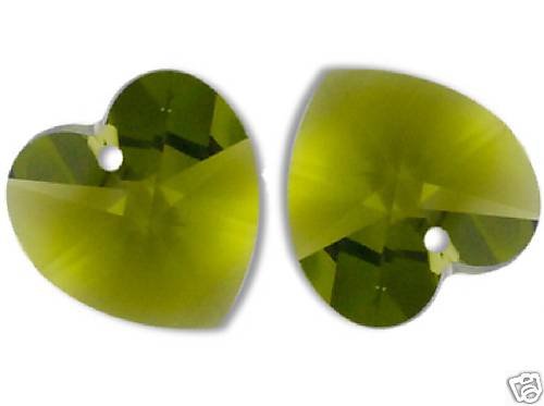 ONE PAIR HEART PENDANT OLIVINE CRYSTAL 14MM SWAROVSKI ELEMENTS