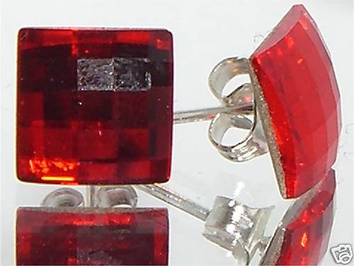 Wedding Bridal Chess Lt. Siam Crystal Stud Earring made with SWAROVSKI ELEMENTS