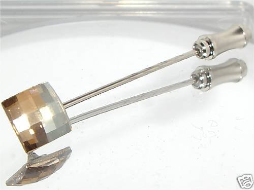 Crystal Cravat Tie Pin made with SWAROVSKI ELEMENTS