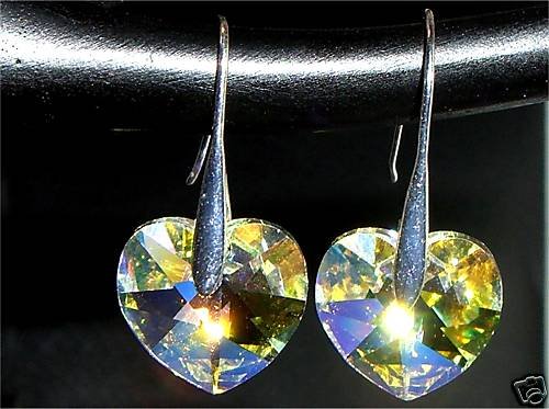 Crystal Hearts Earrings made with SWAROVSKI ELEMENTS