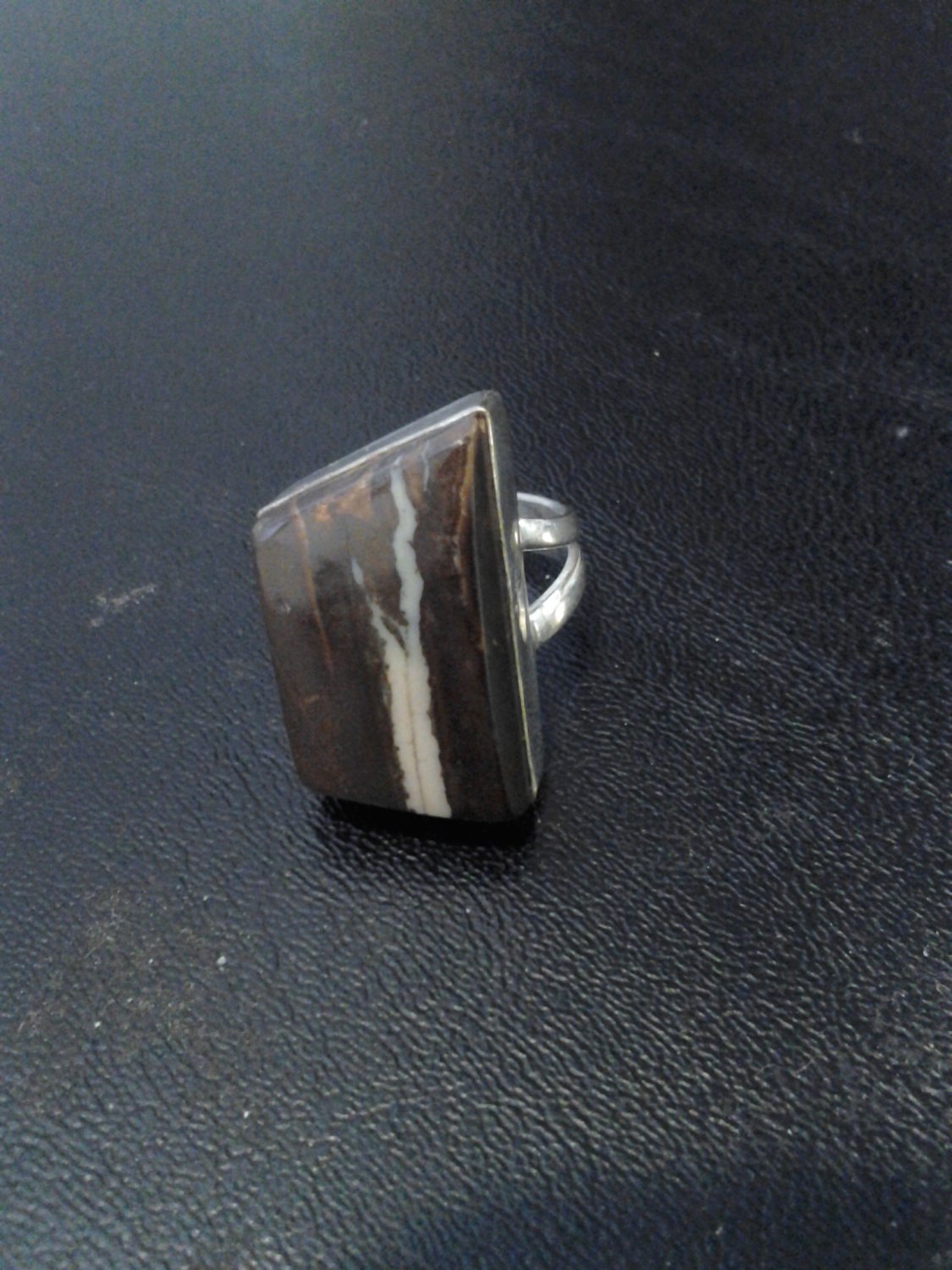 Brand New Unique Brown W/Green Striped SIlver Ring SZ 8