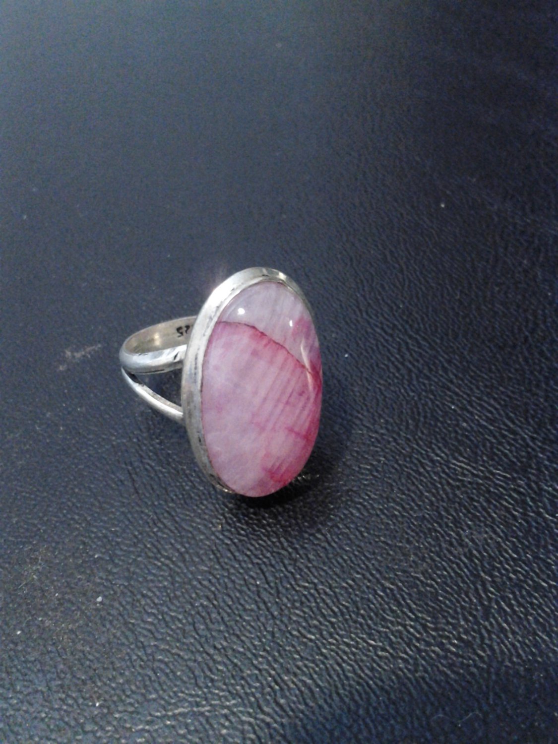 Brand New Beautiful Pink Silver Ring SZ 8