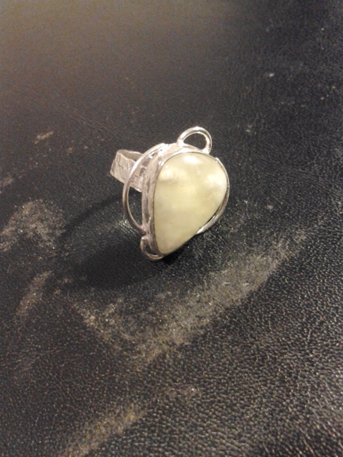 Brand New Beautiful Light Green Yellow Stone Design Silver Ring Sz 9