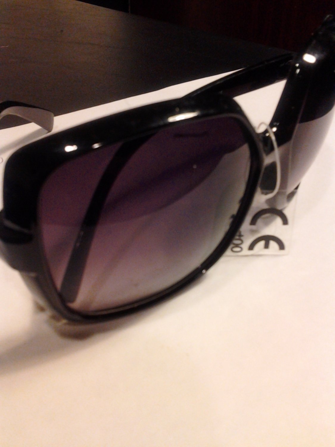 Brand New Beautiful Black UV Square Sunglasses